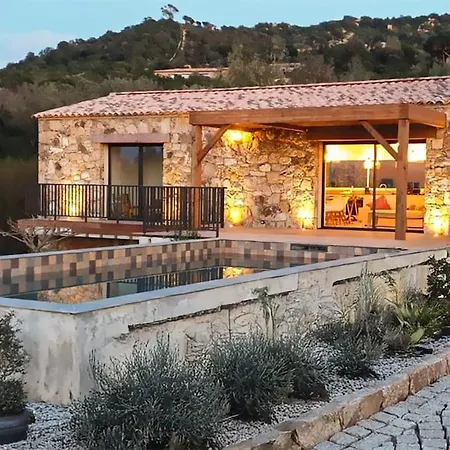 Casa Petra, Typique En Pierres Au Coeur Du Maquis, 2 Pers, Piscine