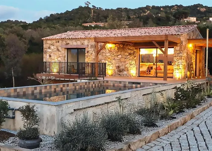 Casa Petra, Typique En Pierres Au Coeur Du Maquis, 2 Pers, Piscine