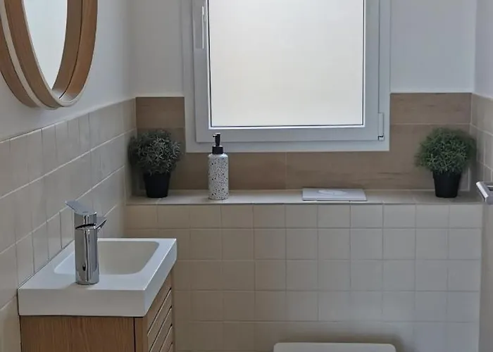 Casa Petra, Typique En Pierres Au Coeur Du Maquis, 2 Pers, Piscine * Pietrosella