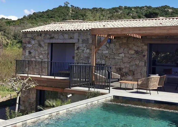 Tatil Evi Casa Petra, Typique En Pierres Au Coeur Du Maquis, 2 Pers, Piscine