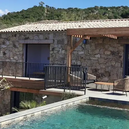 펜션 Casa Petra, Typique En Pierres Au Coeur Du Maquis, 2 Pers, Piscine